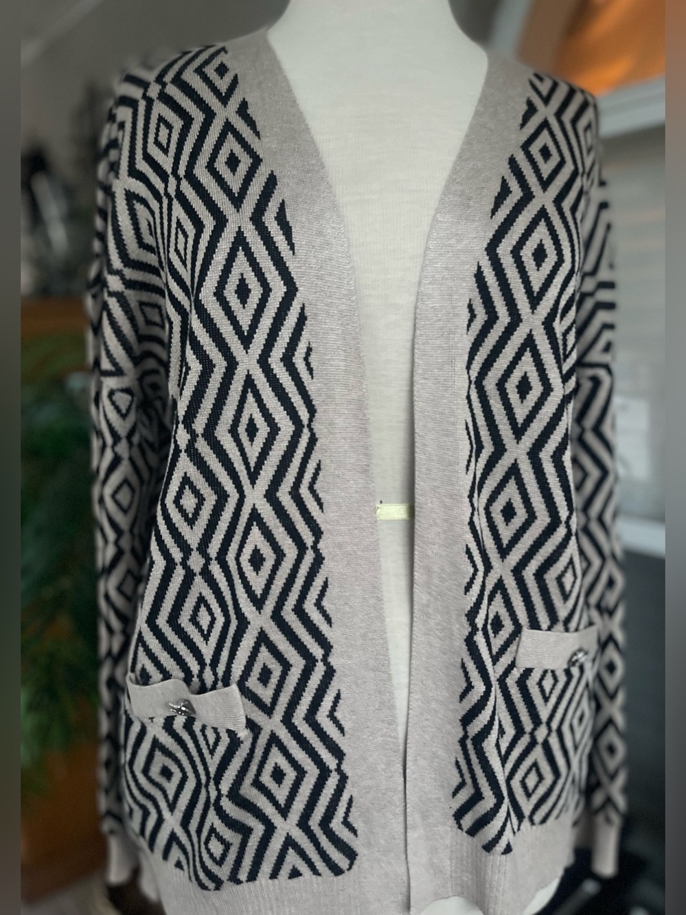Geometric Open-Front Cardigan in Light Brown and Black